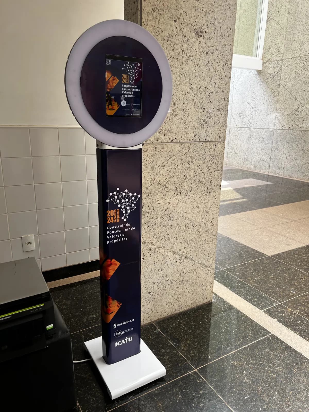 Totem Selfie em evento — evento