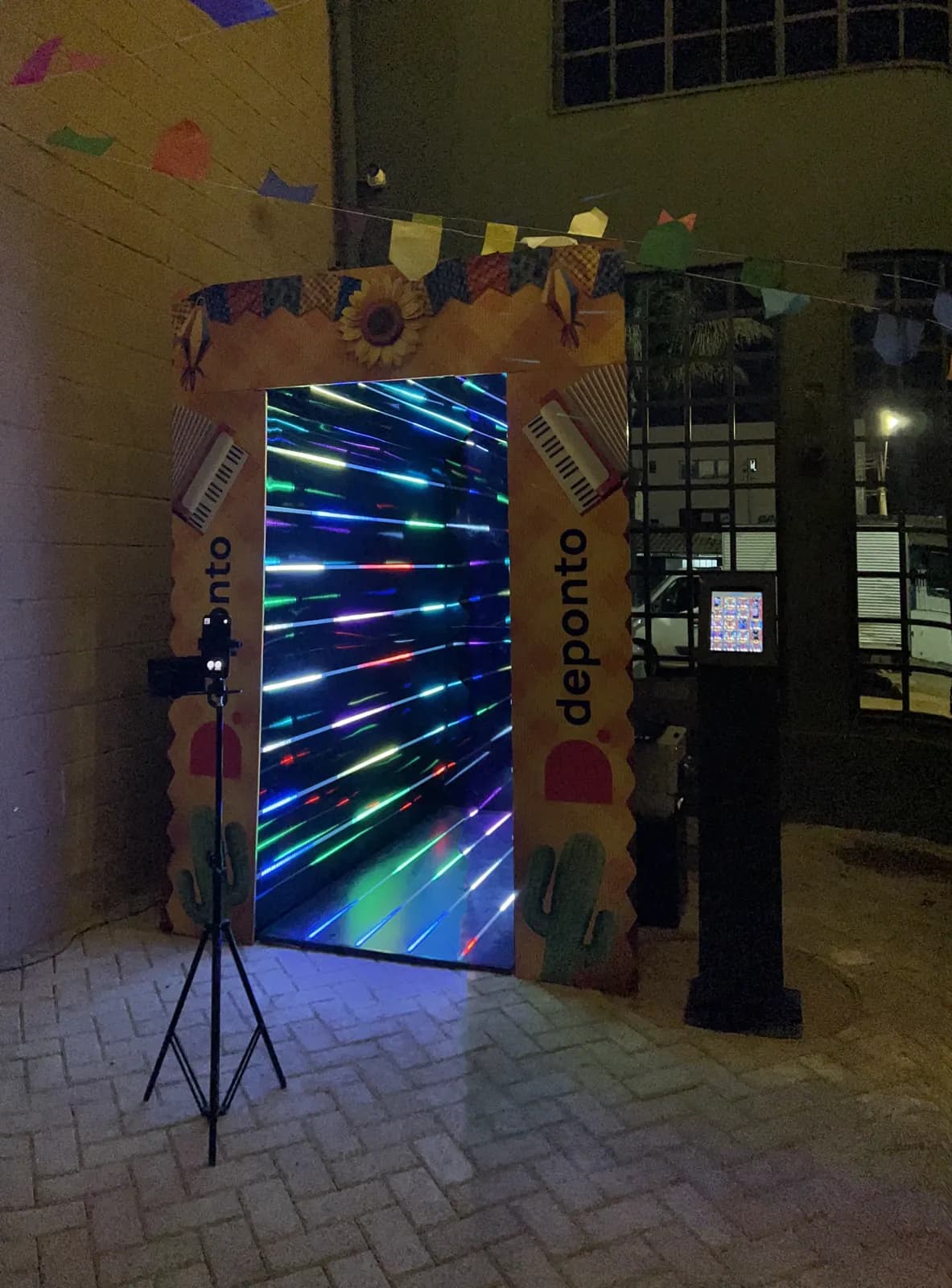 Túnel Infinity em evento — festa junina